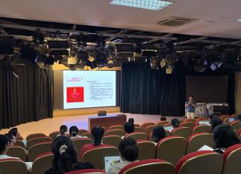 122cc太阳集成游戏开展新入职教师培训活动（二）